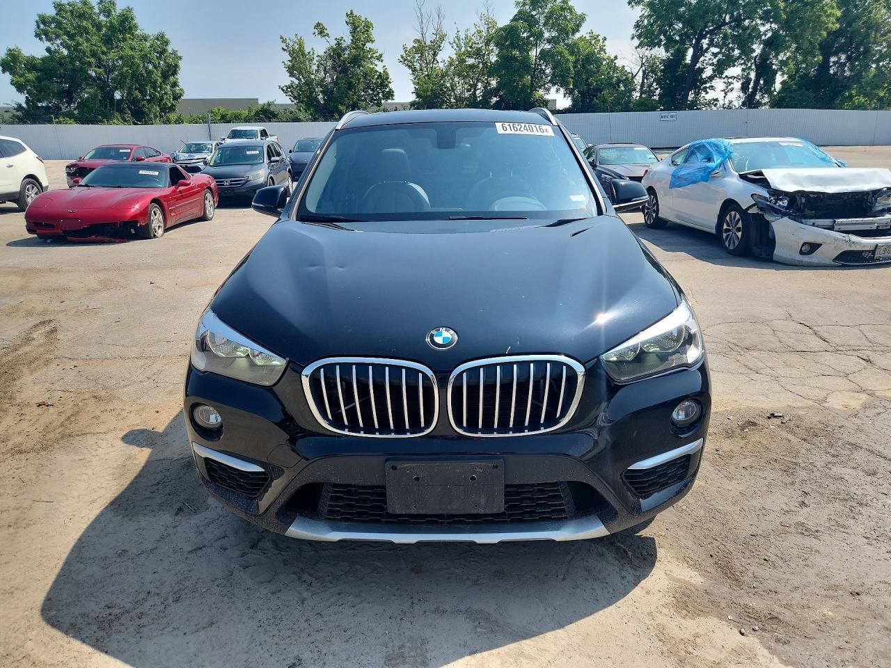 2016 BMW X1 xDrive28I - zdjęcie 5