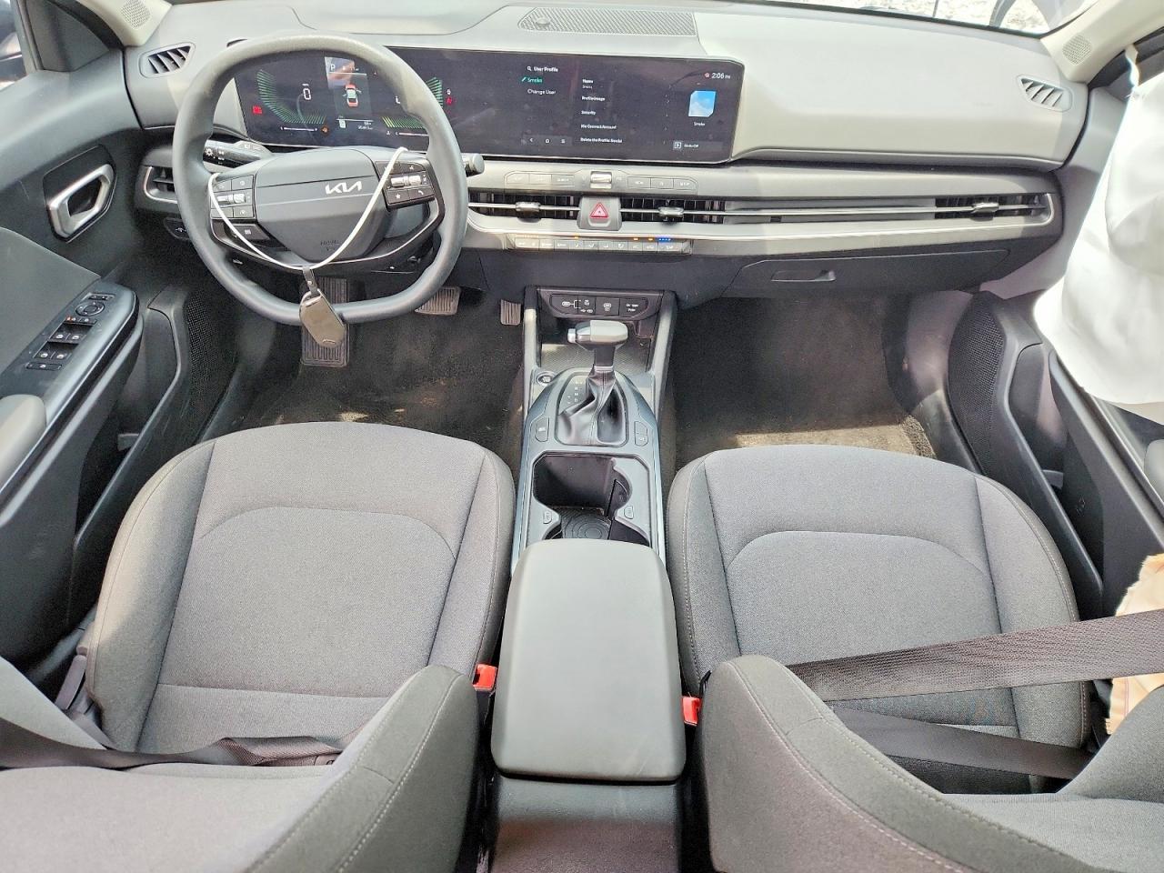 2025 Kia K4 Lxs - zdjęcie 8