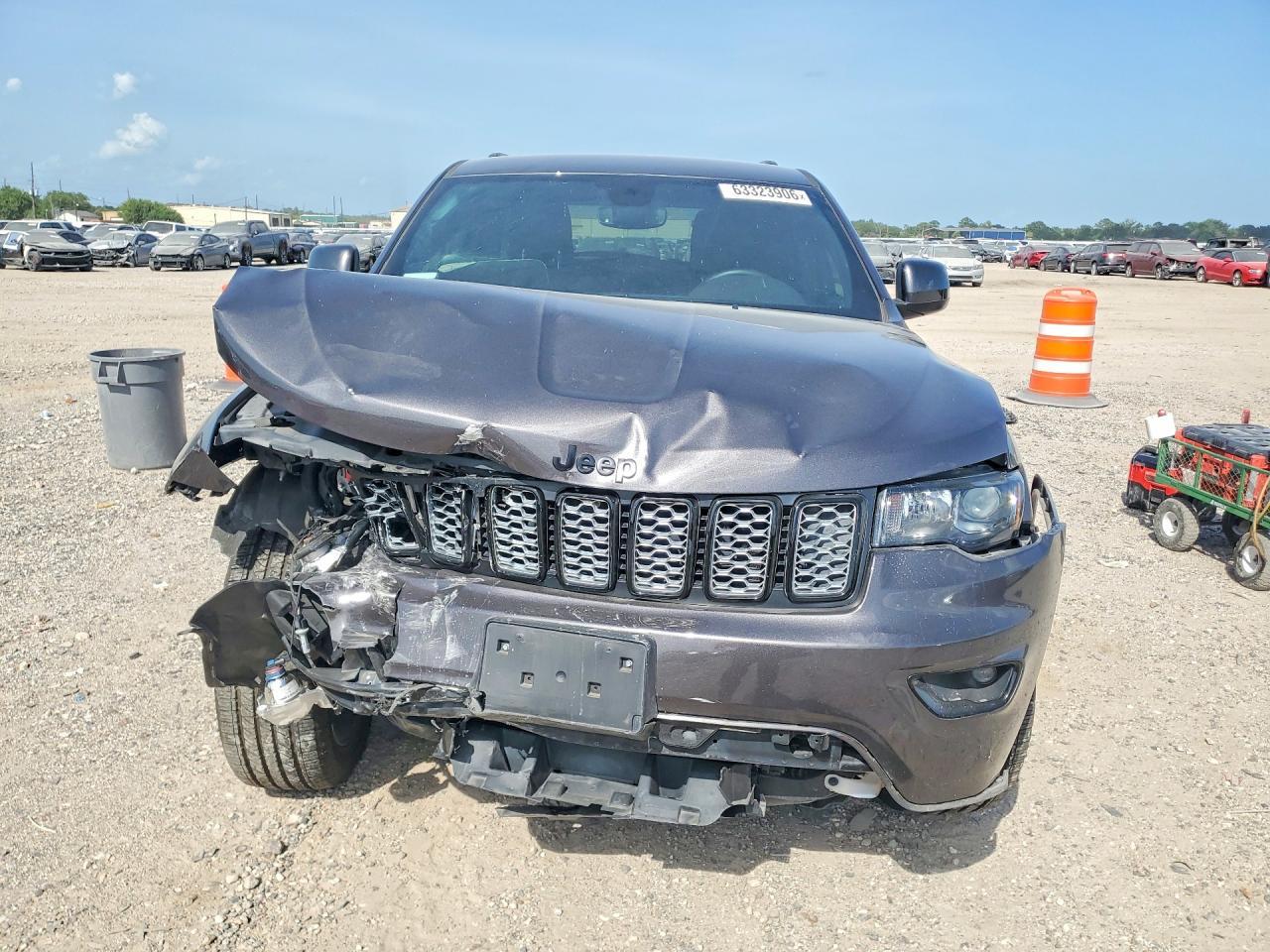 2018 Jeep Grand Cherokee Laredo - zdjęcie 5