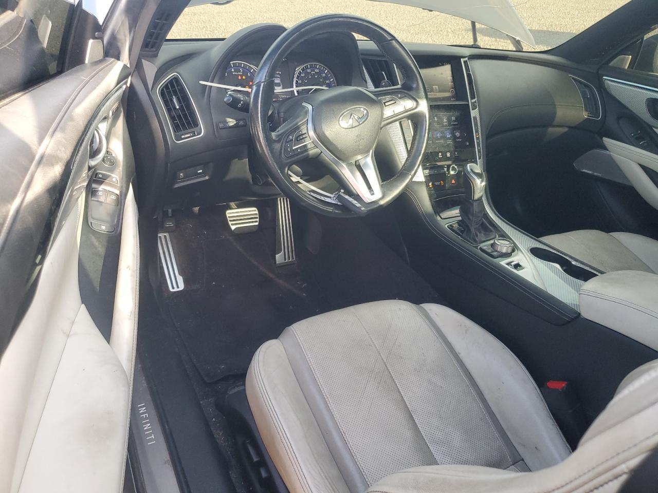 2019 Infiniti Q60 Red Sport 400 - zdjęcie 8
