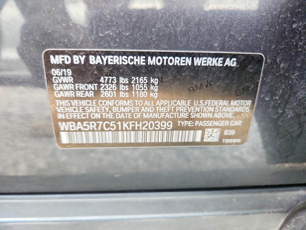 2019 BMW Seria 3 330i - zdjęcie 12