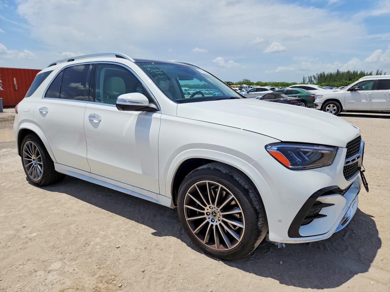 2026 Mercedes-Benz Gle 350 4Matic - zdjęcie 4