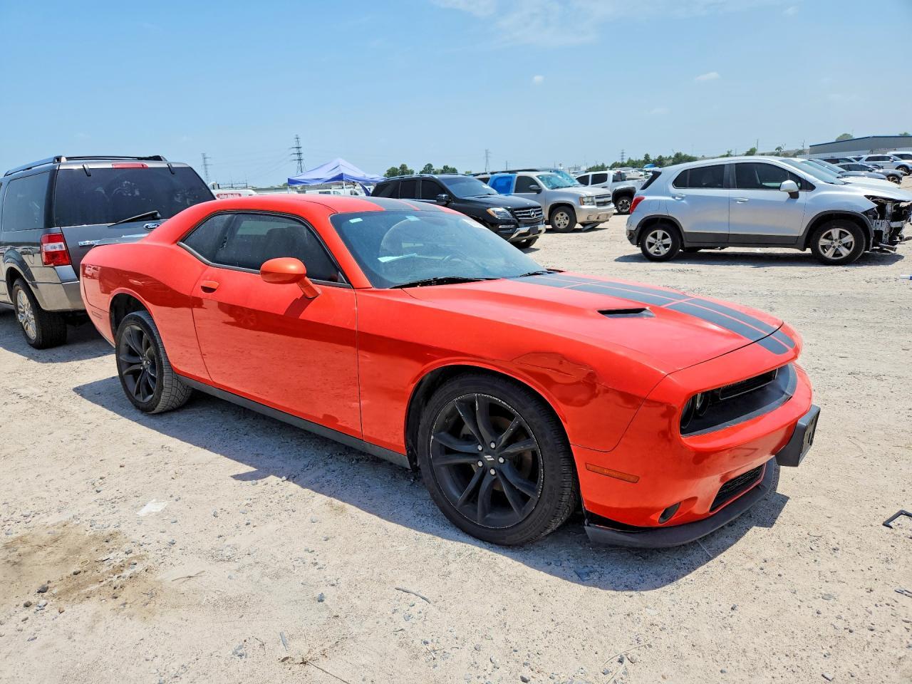 2017 Dodge Challenger Sxt - zdjęcie 4