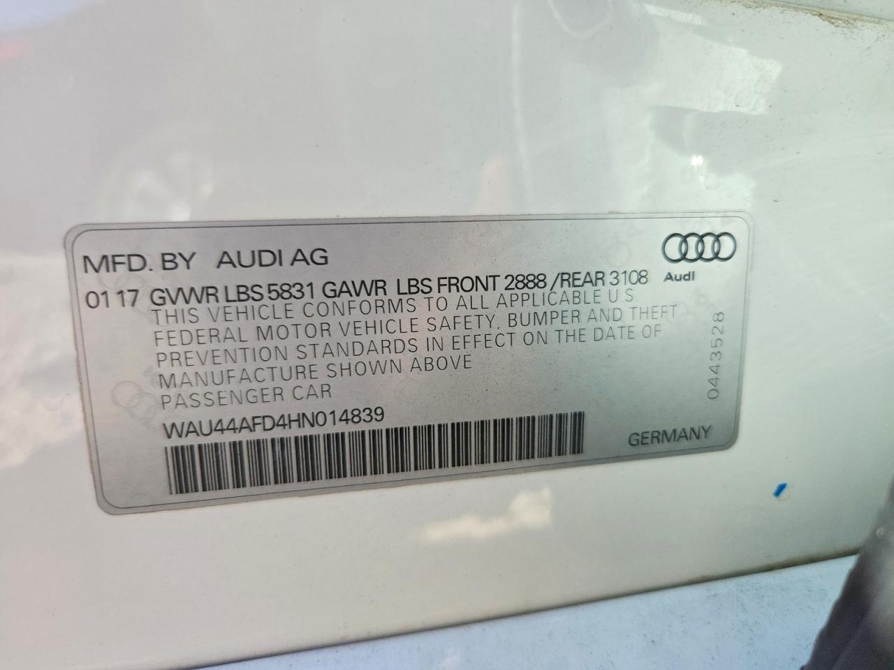 2017 Audi A8 L Quattro - zdjęcie 12