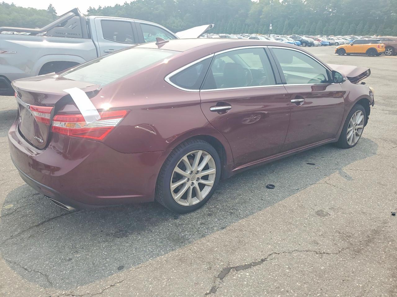 2013 Toyota Avalon Limited - zdjęcie 3