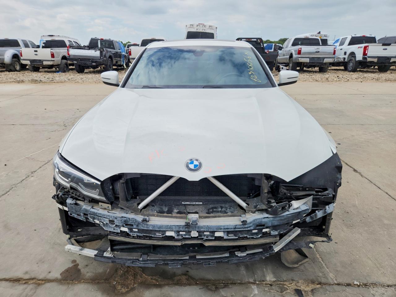 2022 BMW 330I - zdjęcie 5
