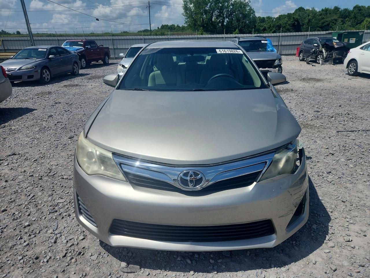 2014 Toyota Camry Le - zdjęcie 5