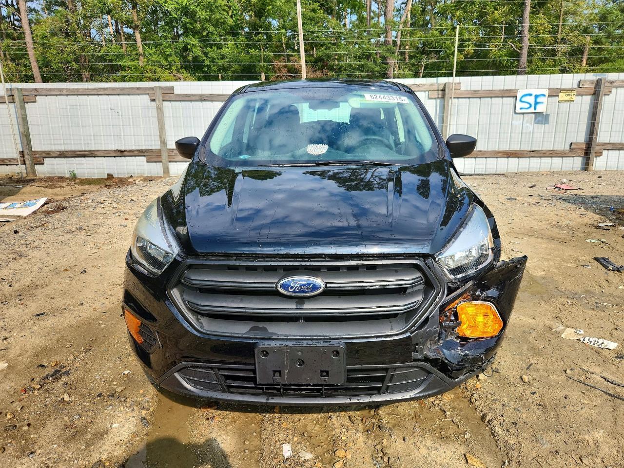 2017 Ford Escape S - zdjęcie 5