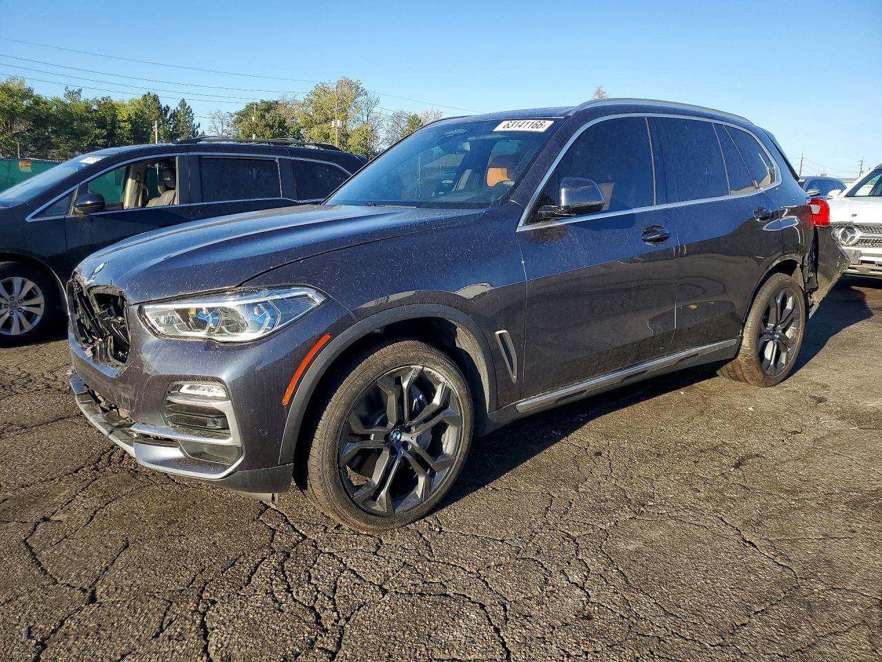2019 BMW X5 xDrive50I - zdjęcie główne