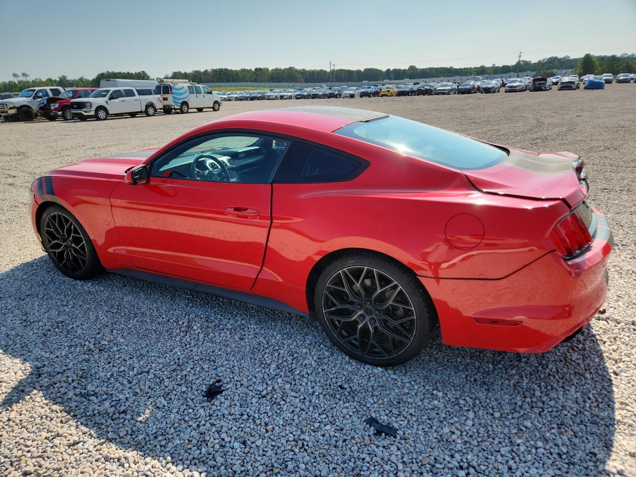 2017 Ford Mustang - zdjęcie 2