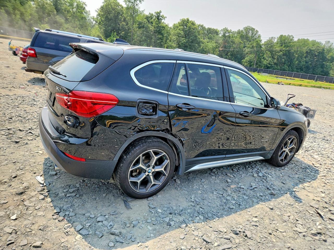 2016 BMW X1 xDrive28I - zdjęcie 3