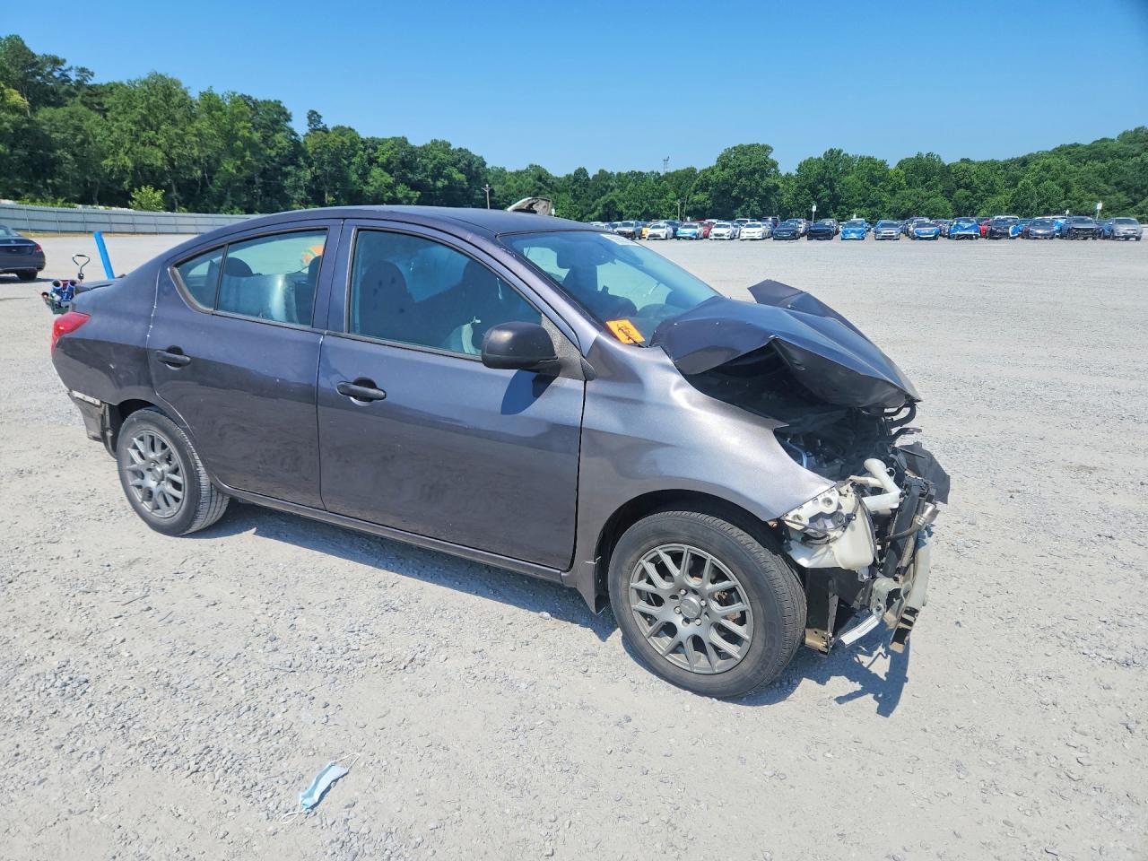 2015 Nissan Versa 1.6 S Plus - zdjęcie 4