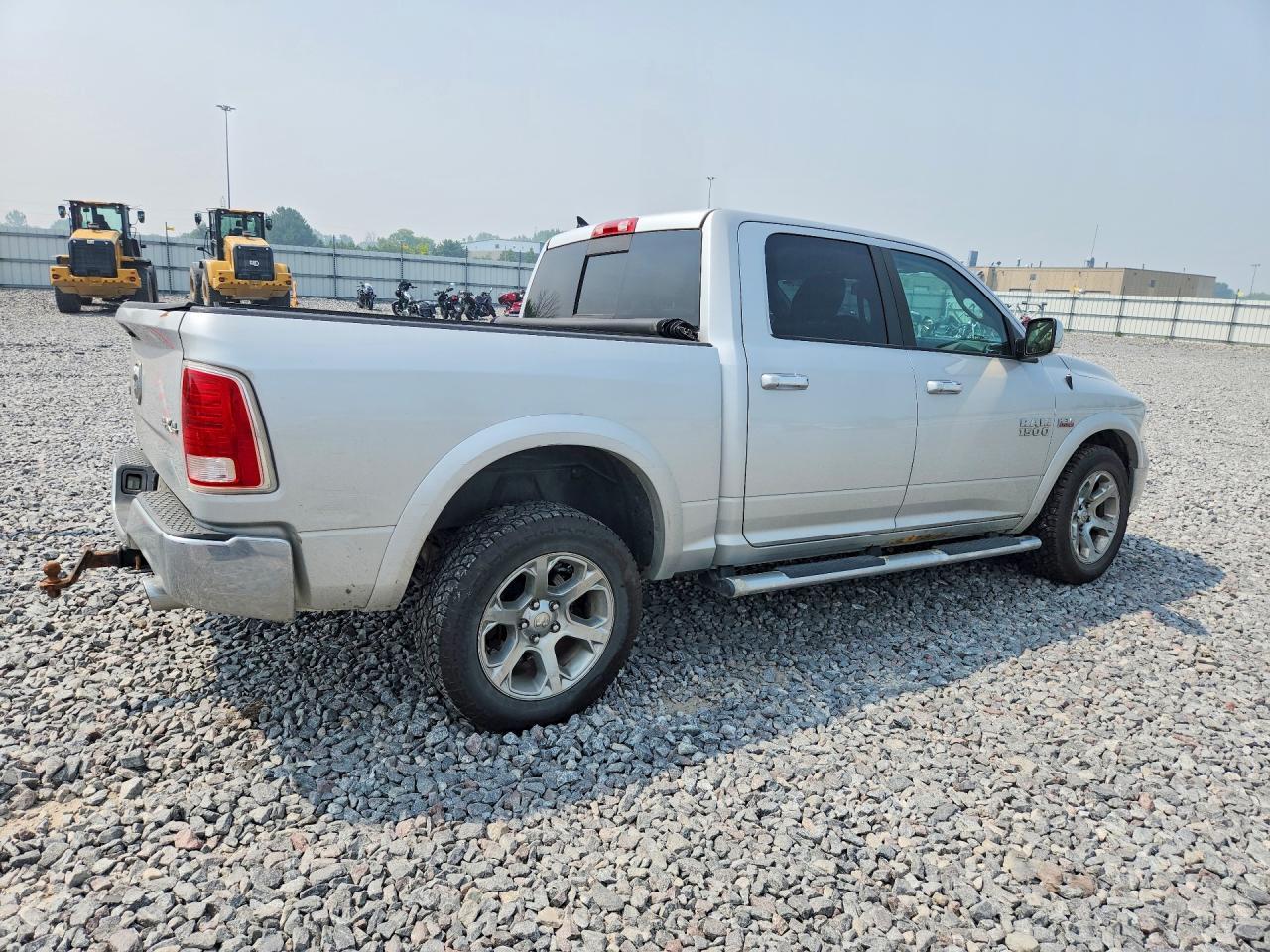 2015 Ram 1500 Laramie - zdjęcie 3