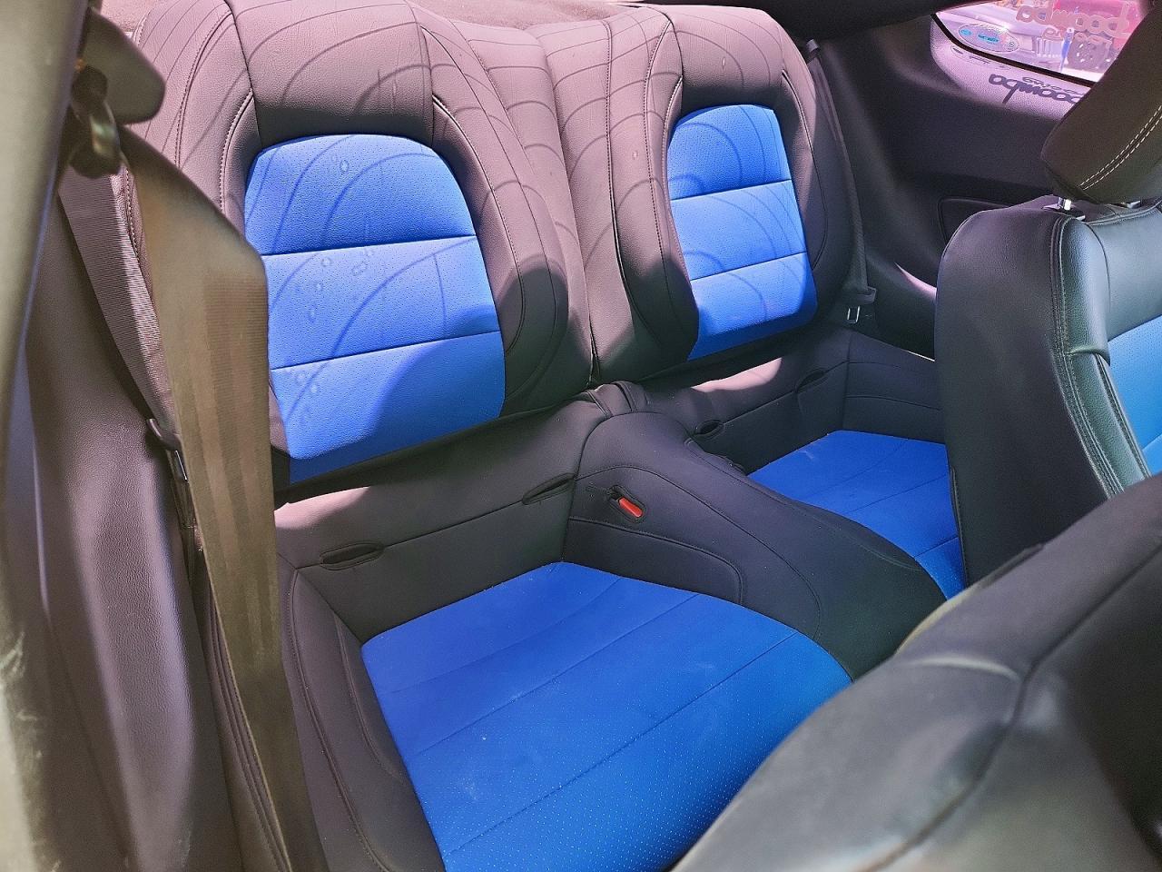 2021 Ford Mustang - zdjęcie 10
