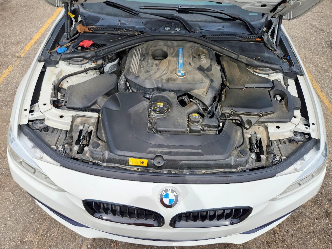 2018 BMW 330E - zdjęcie 11