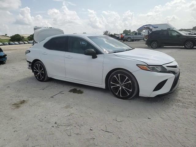 2018 Toyota Camry Se - zdjęcie 13