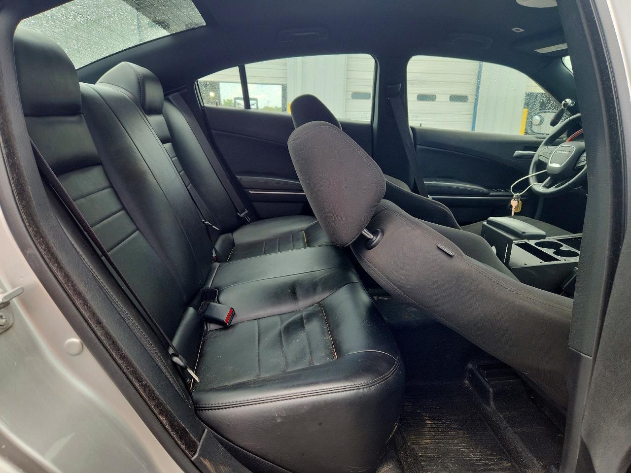 2019 Dodge Charger Police - zdjęcie 10