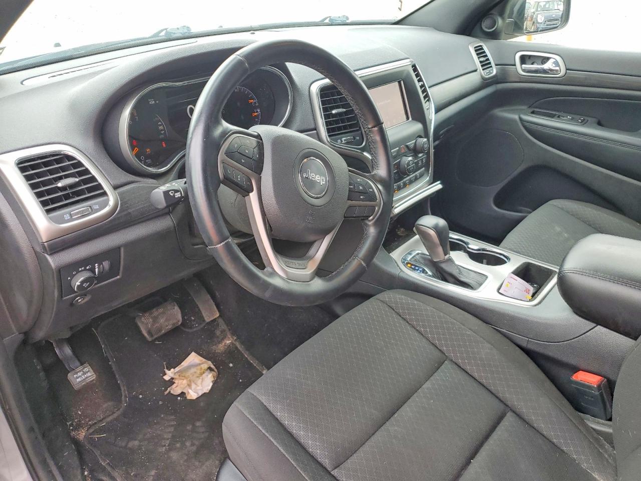 2021 Jeep Grand Cherokee Laredo - zdjęcie 8