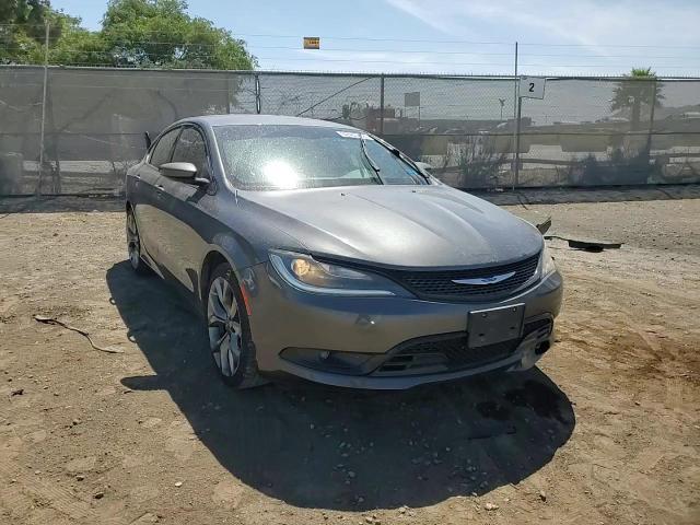 2016 Chrysler 200 S - zdjęcie 13