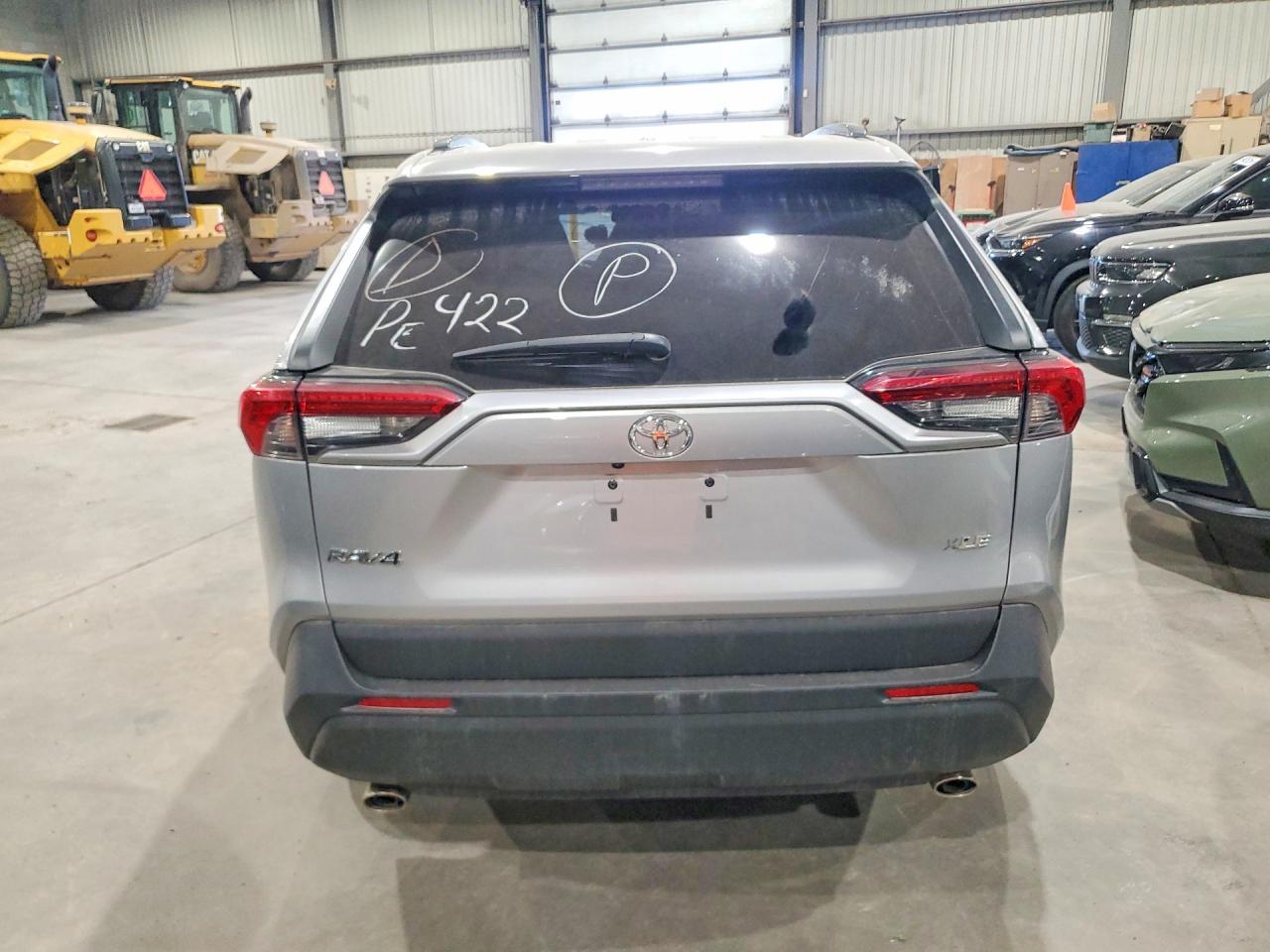 2020 Toyota Rav4 Xle - zdjęcie 6