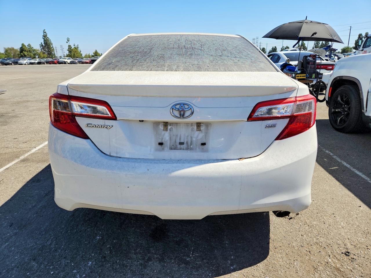 2014 Toyota Camry Se - zdjęcie 6
