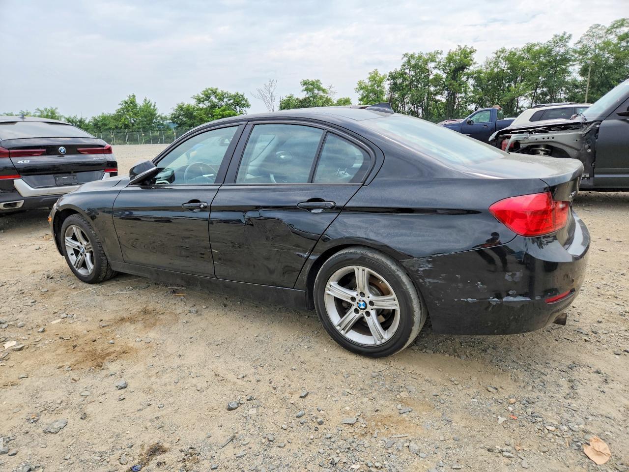 2014 BMW 320 I xDrive - zdjęcie 2