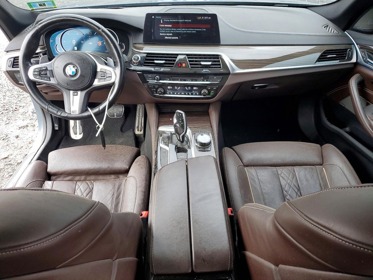 2018 BMW Seria 5 540i - zdjęcie 8