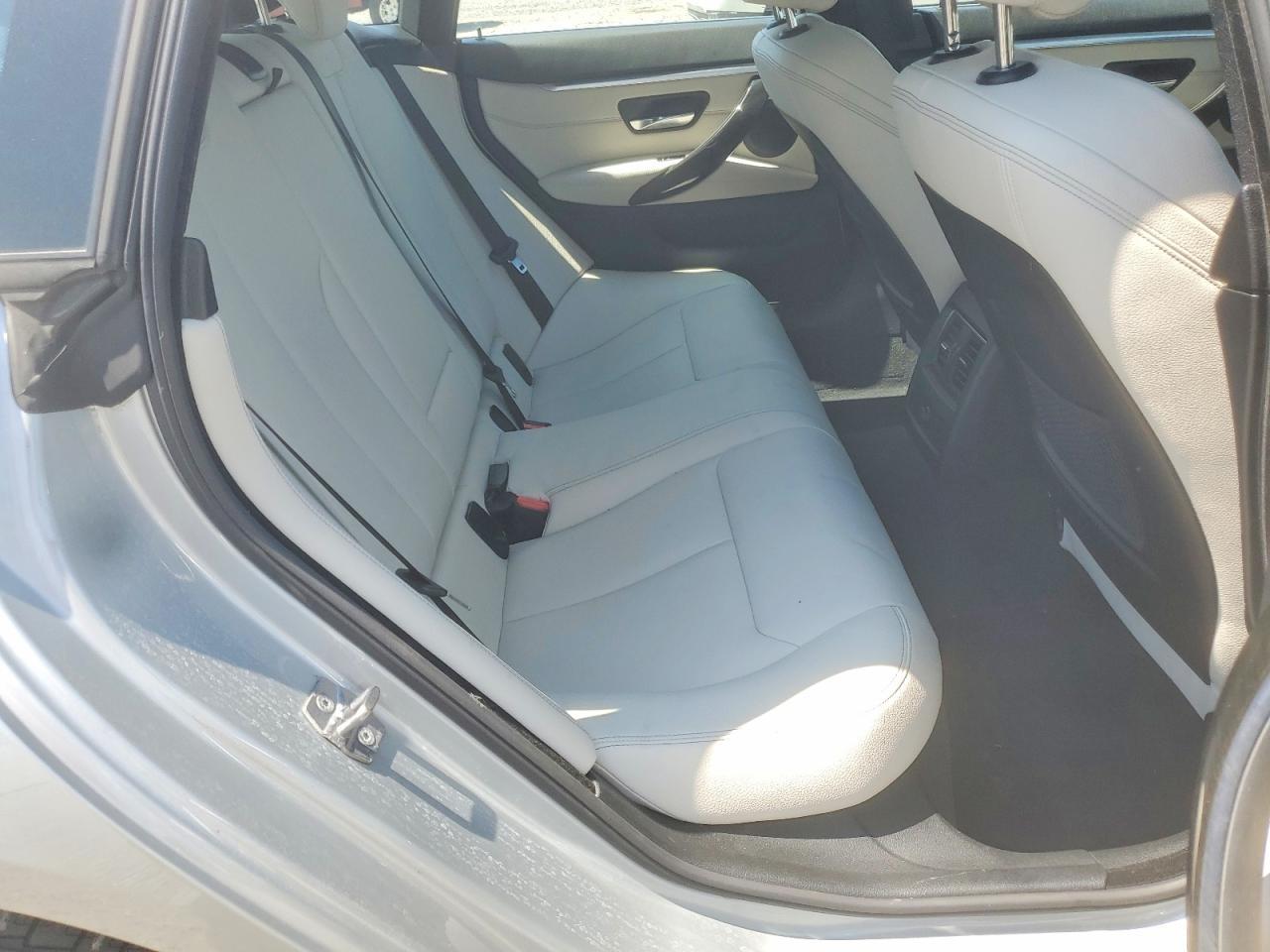2020 BMW Seria 4 430i - zdjęcie 10