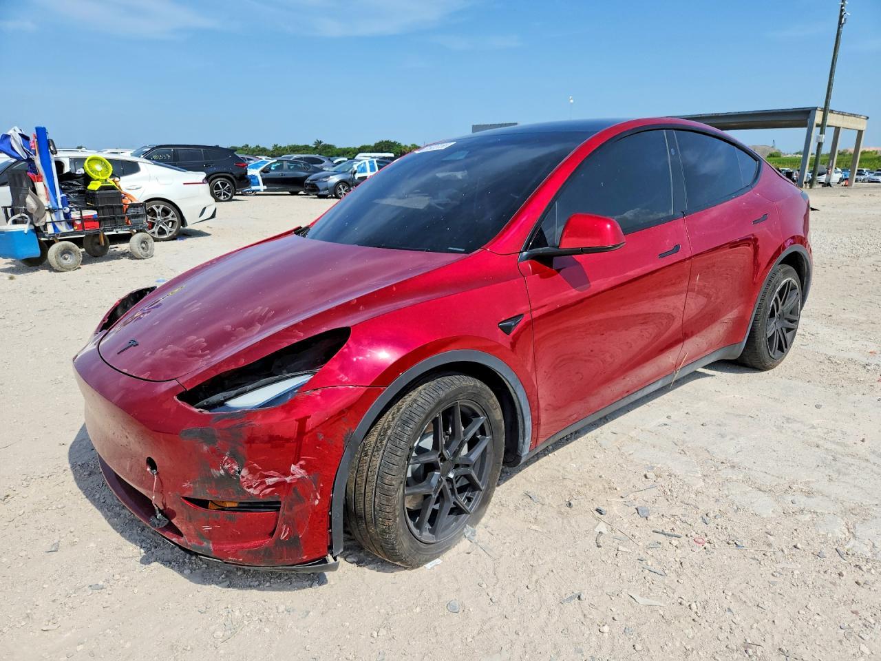 2024 Tesla Model Y - zdjęcie główne