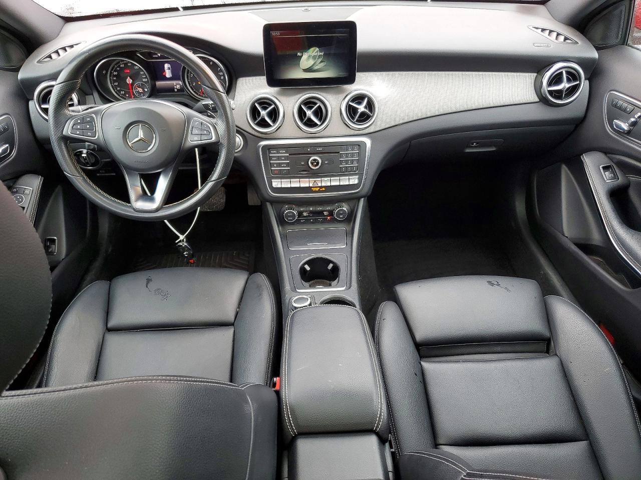 2018 Mercedes-Benz Gla 250 4Matic - zdjęcie 8