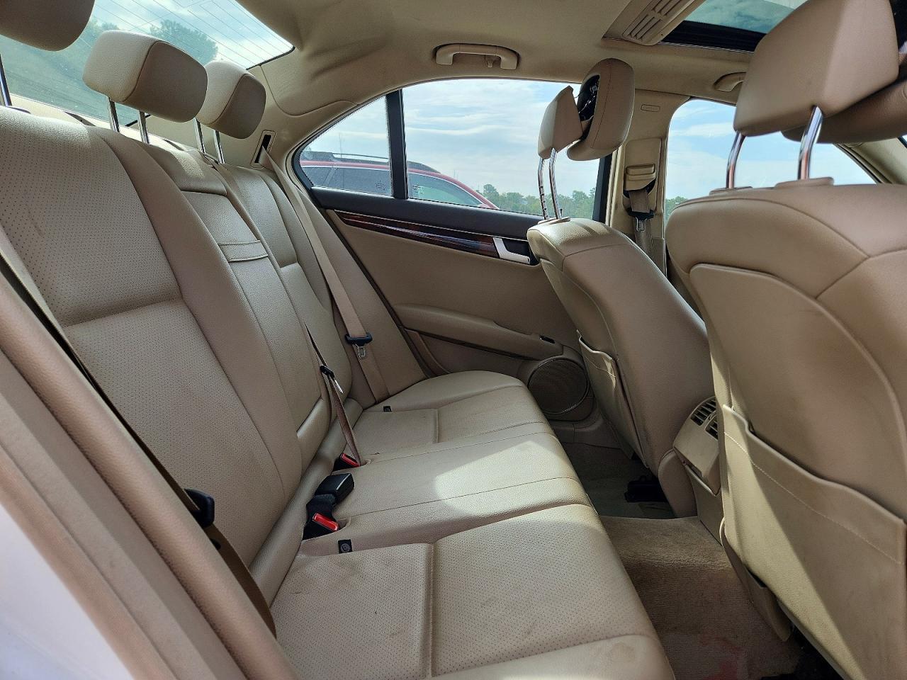 2013 Mercedes-Benz C 300 4Matic - zdjęcie 10