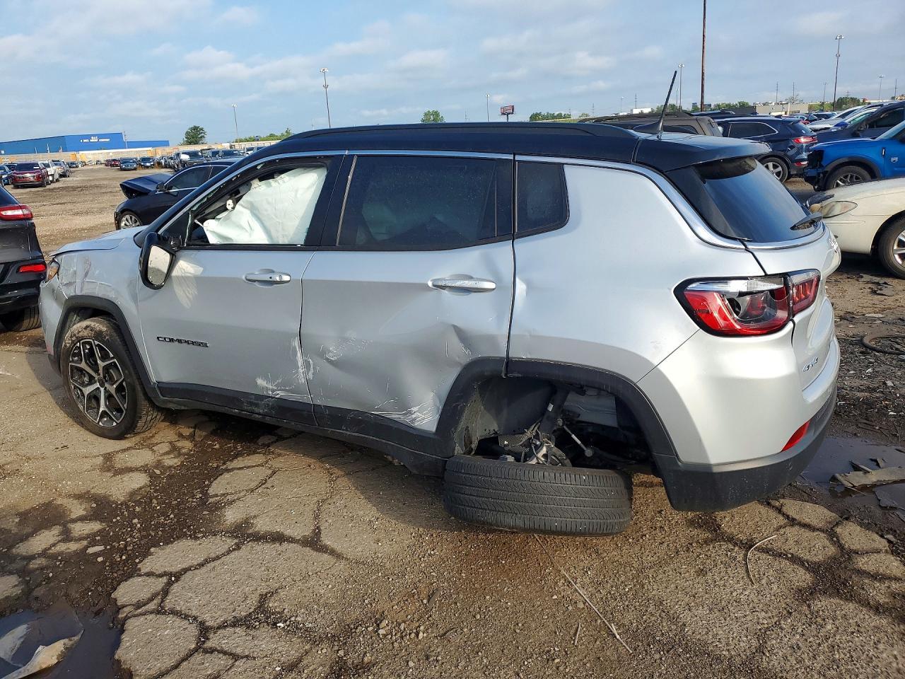 2025 Jeep Compass Limited - zdjęcie 2