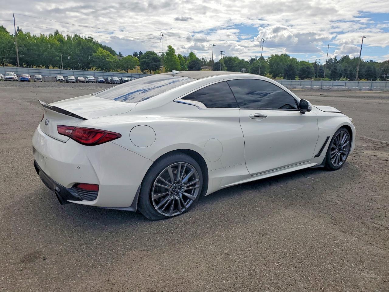 2017 Infiniti Q60 3.0T Sport - zdjęcie 3
