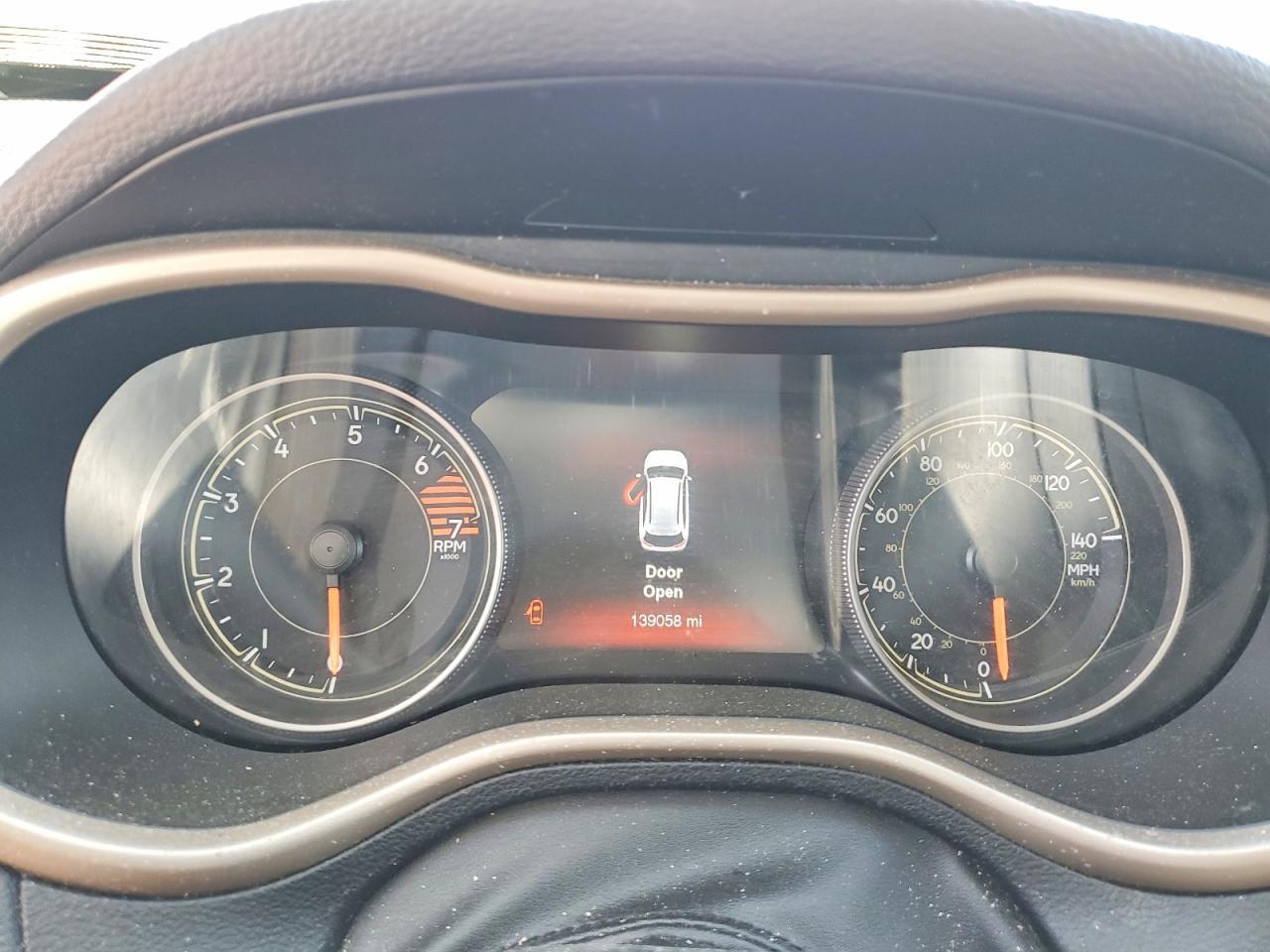 2016 Jeep Cherokee Limited - zdjęcie 9
