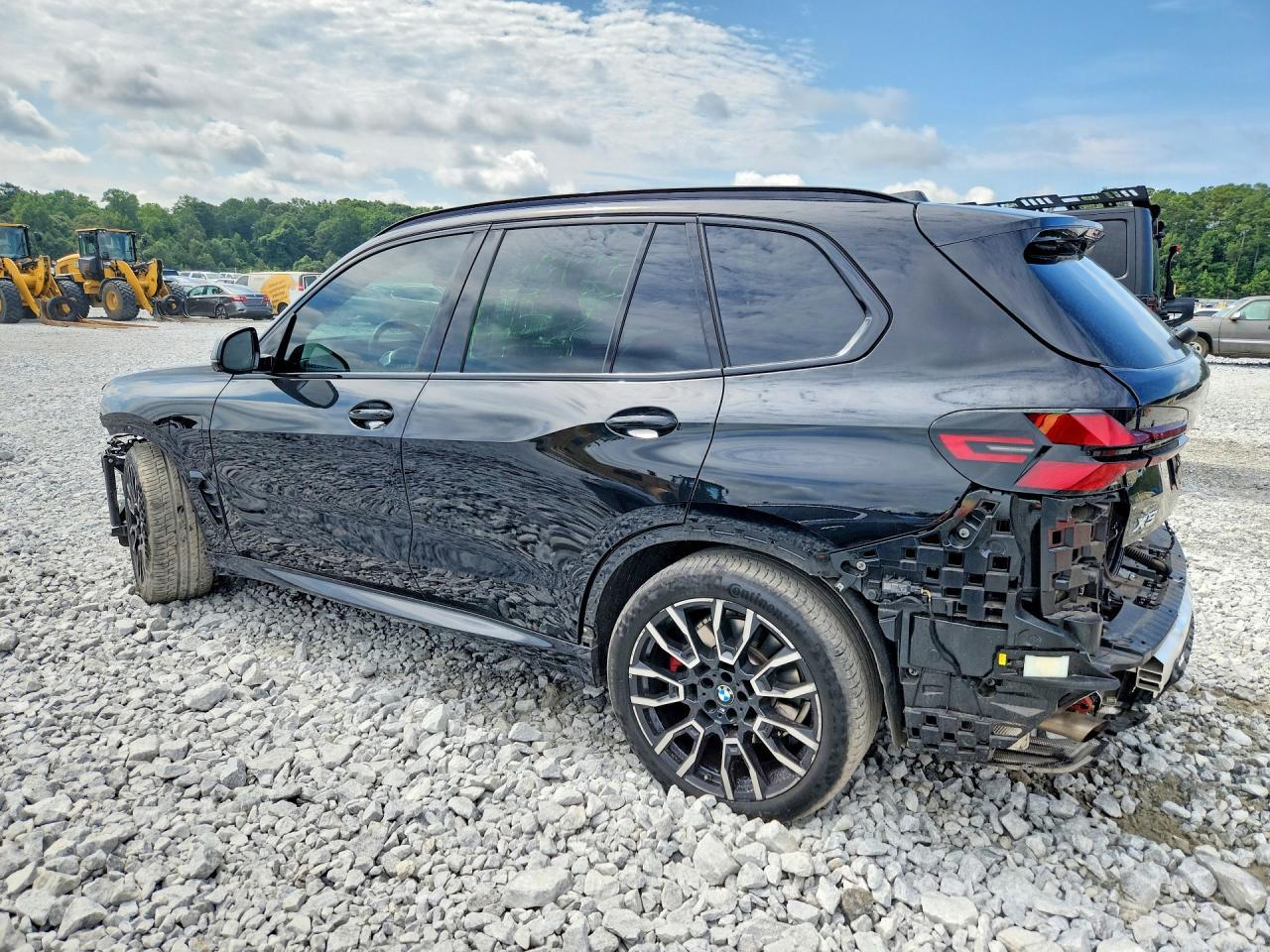 2026 BMW X5 xDrive50E - zdjęcie 2