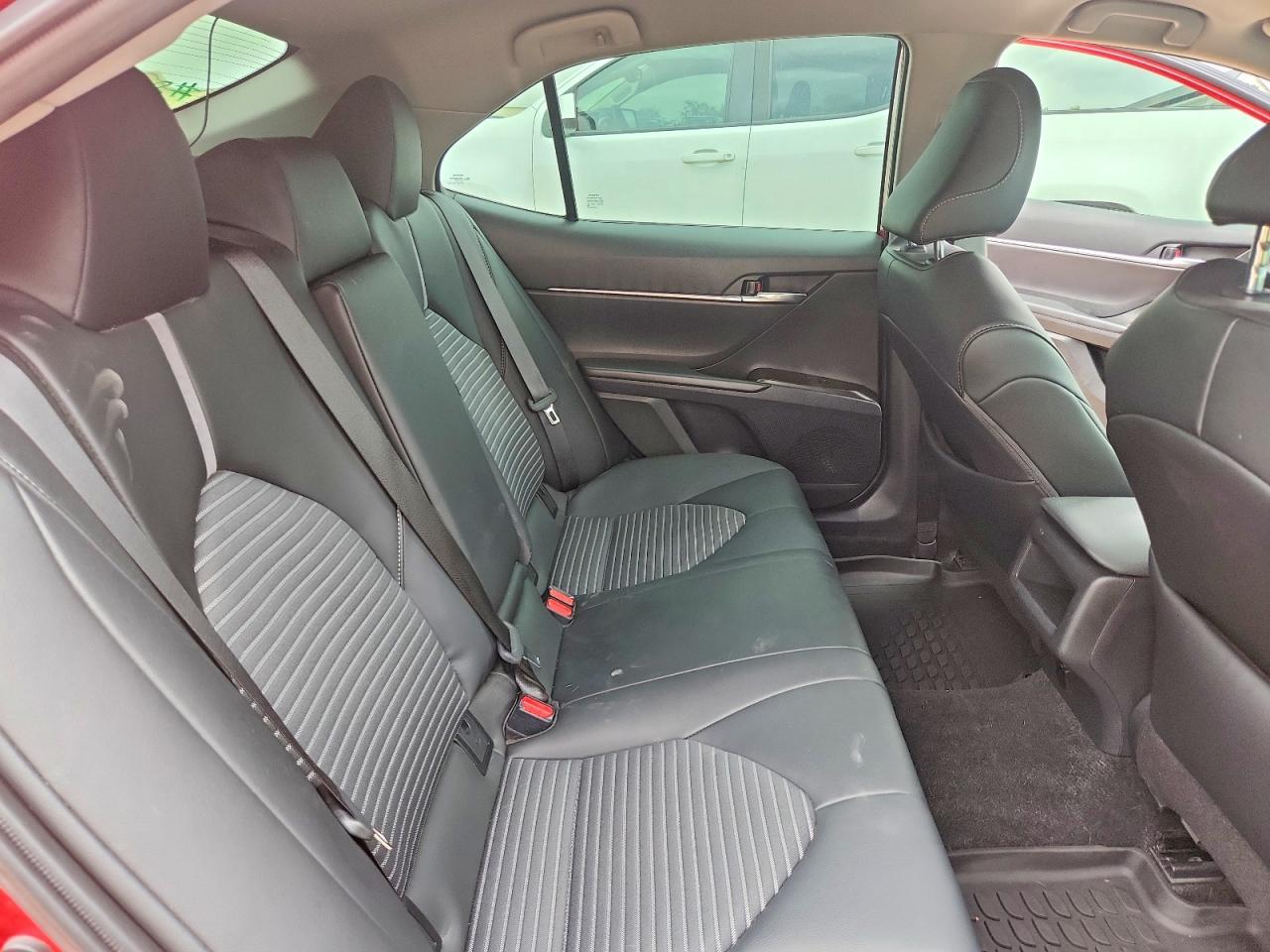 2024 Toyota Camry Se - zdjęcie 10