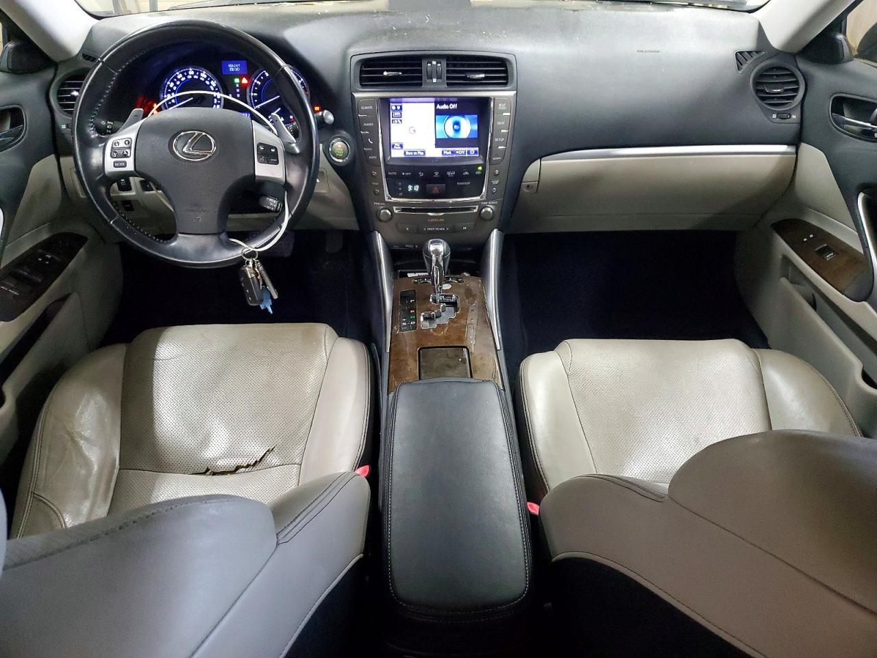 2013 Lexus Is 250 - zdjęcie 8