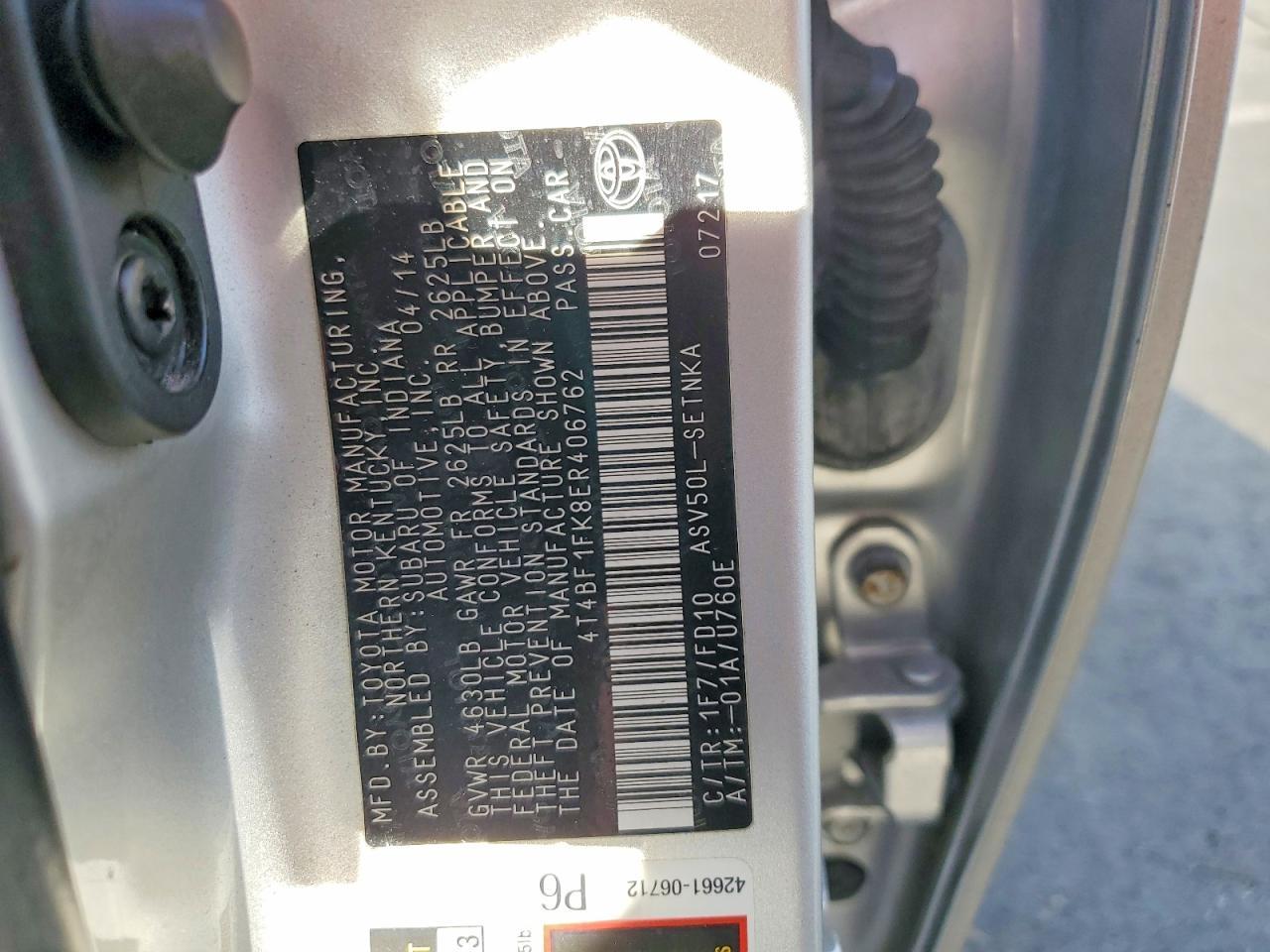 2014 Toyota Camry Le - zdjęcie 12