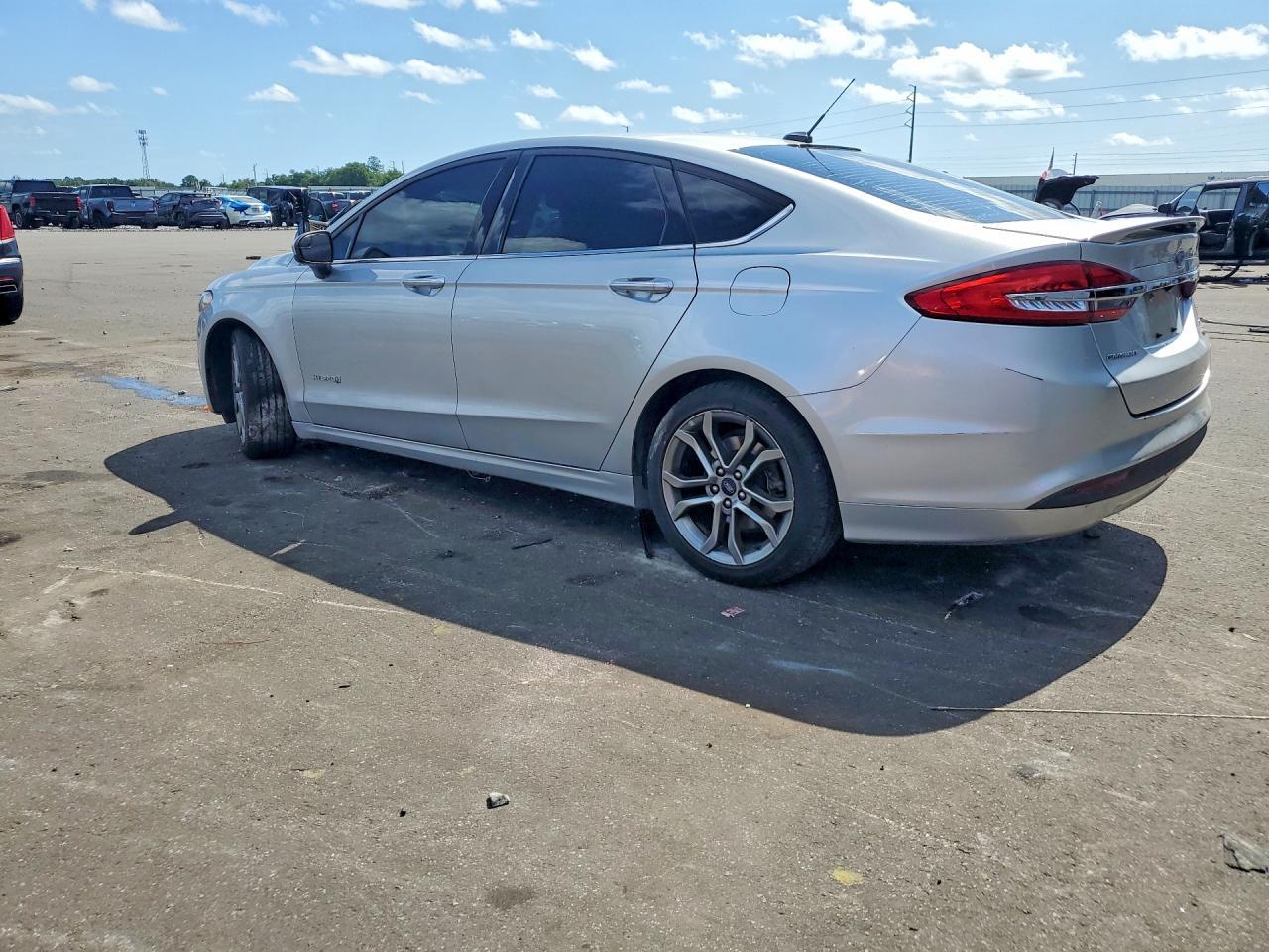2017 Ford Fusion Se Hybrid - zdjęcie 2