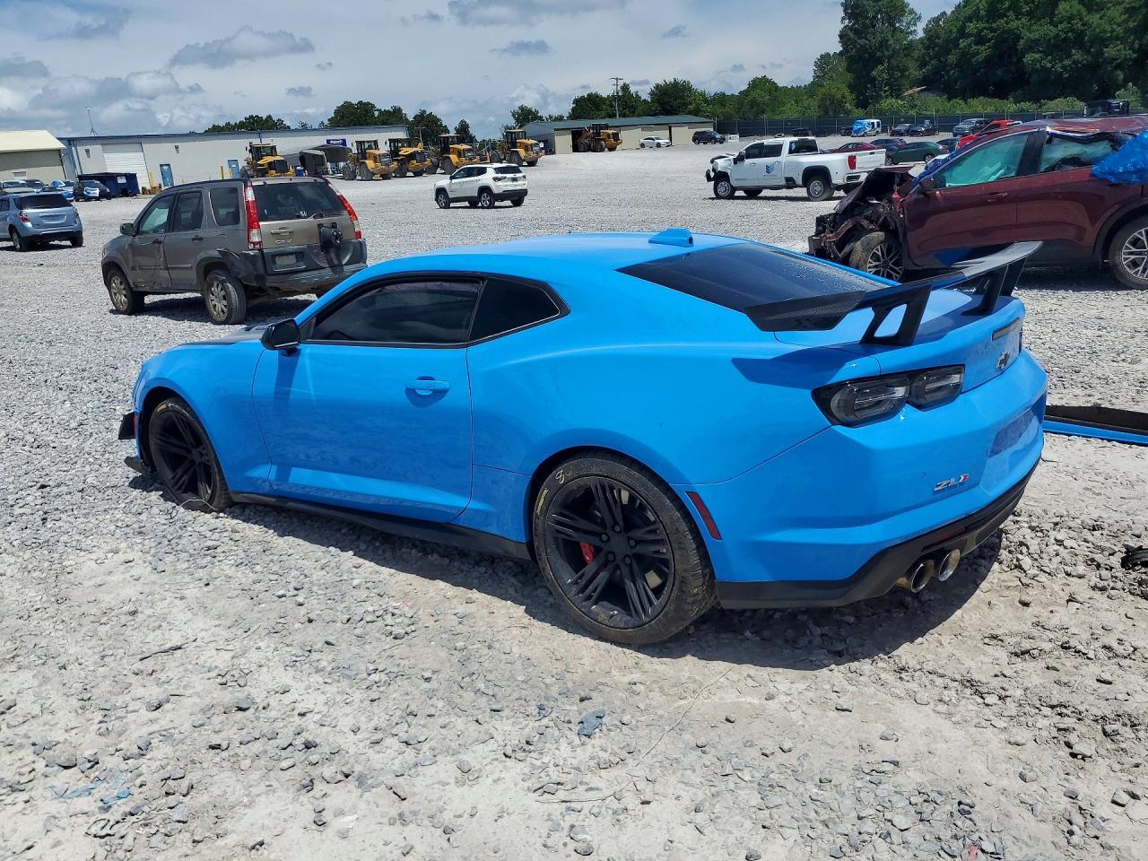 2022 Chevrolet Camaro Zl1 - zdjęcie 2