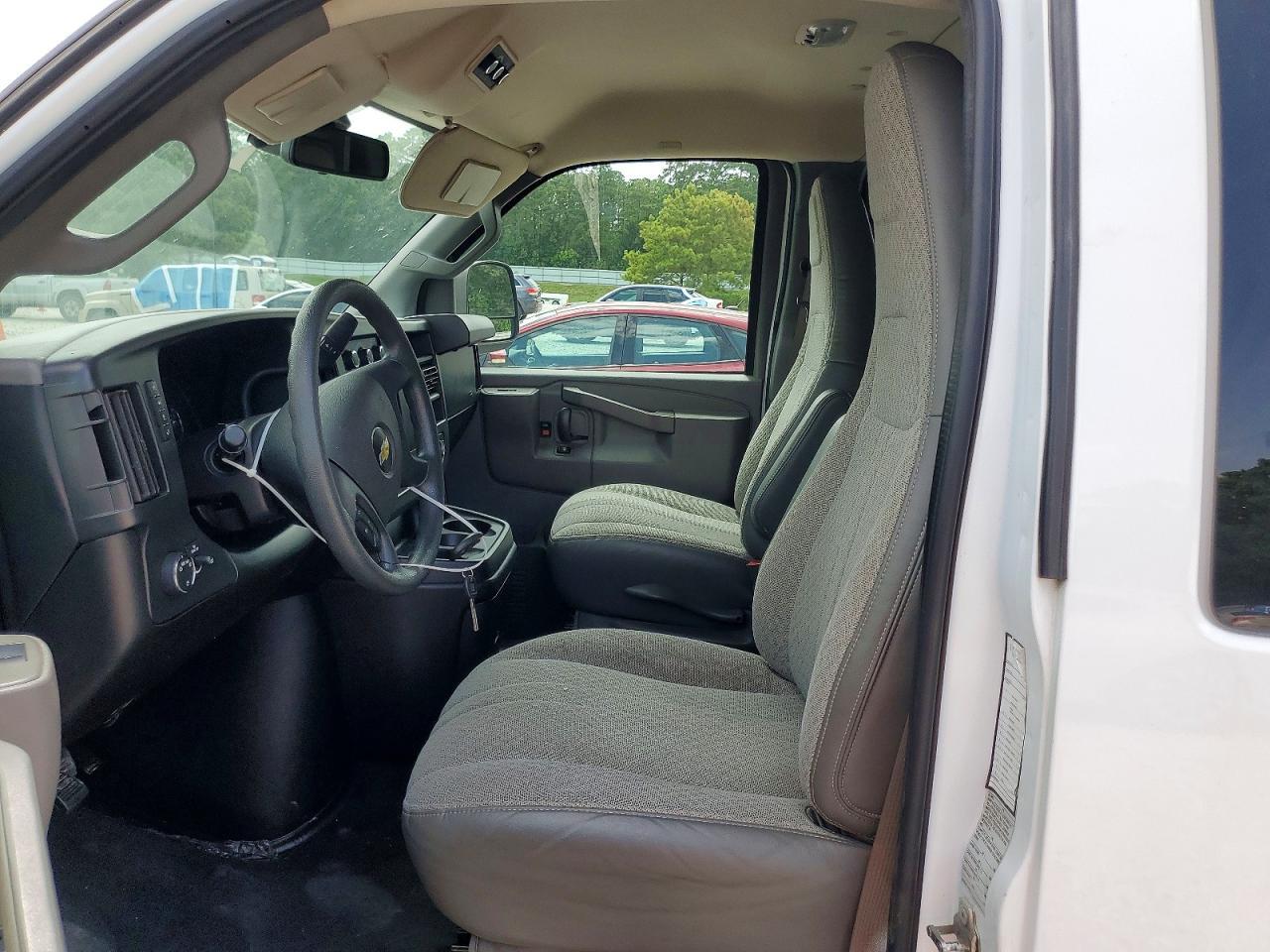 2020 Chevrolet Express G3500 Lt - zdjęcie 7