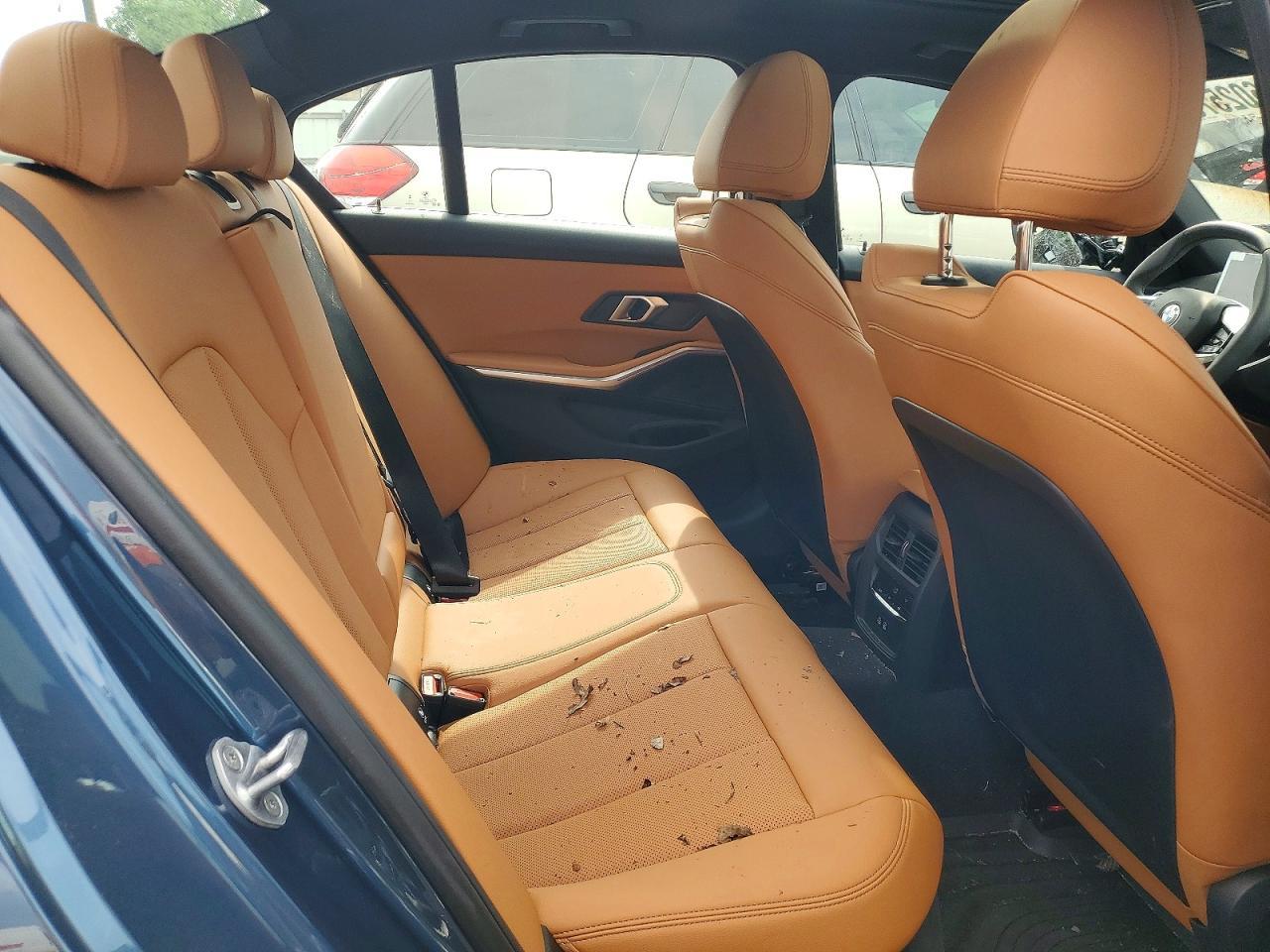2026 BMW Seria 3 330i - zdjęcie 10