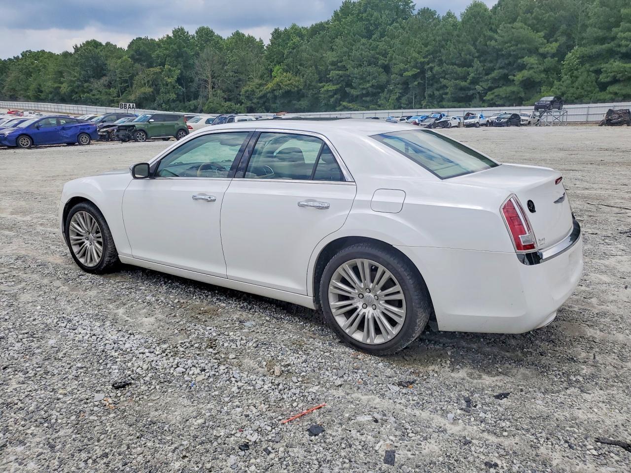 2013 Chrysler 300C - zdjęcie 2