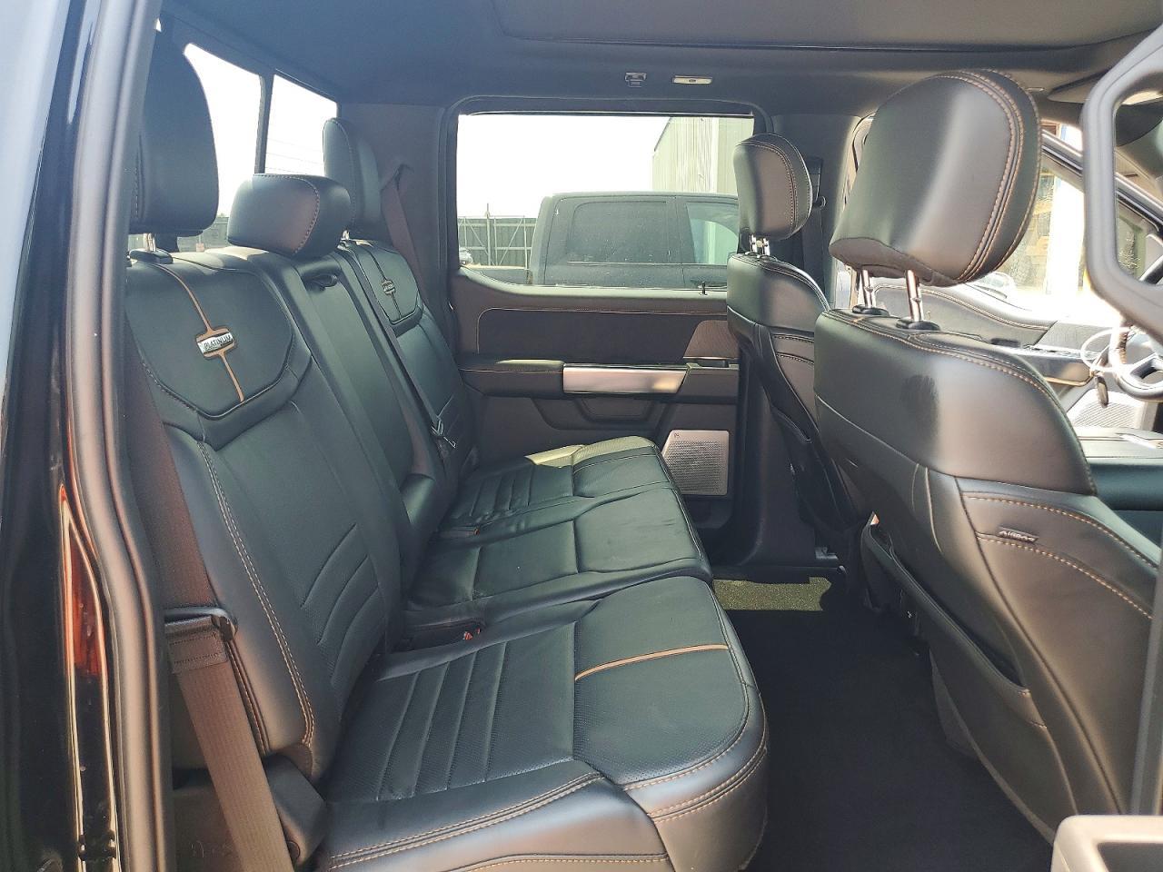 2024 Ford F250 Super Duty - zdjęcie 10