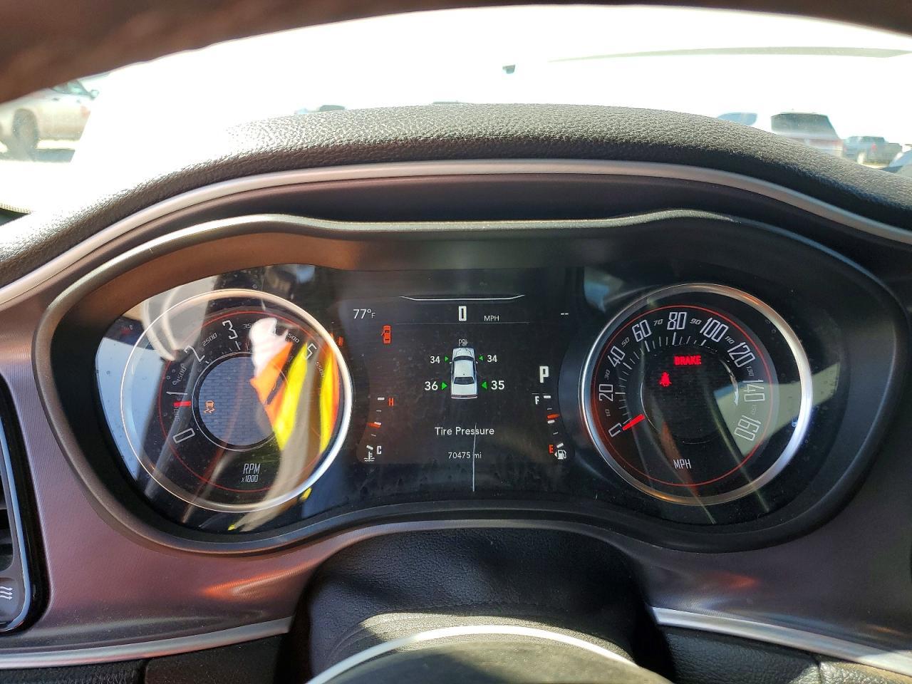 2020 Dodge Challenger R/T - zdjęcie 9