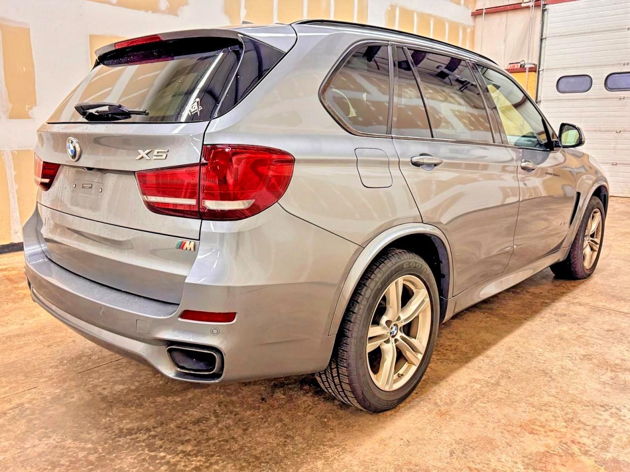 2015 BMW X5 xDrive35D - zdjęcie 4