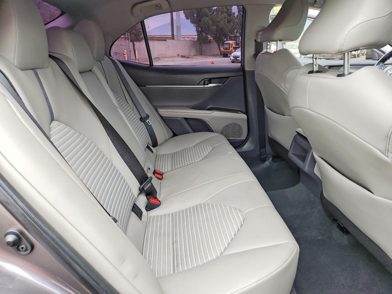 2023 Toyota Camry Se - zdjęcie 10