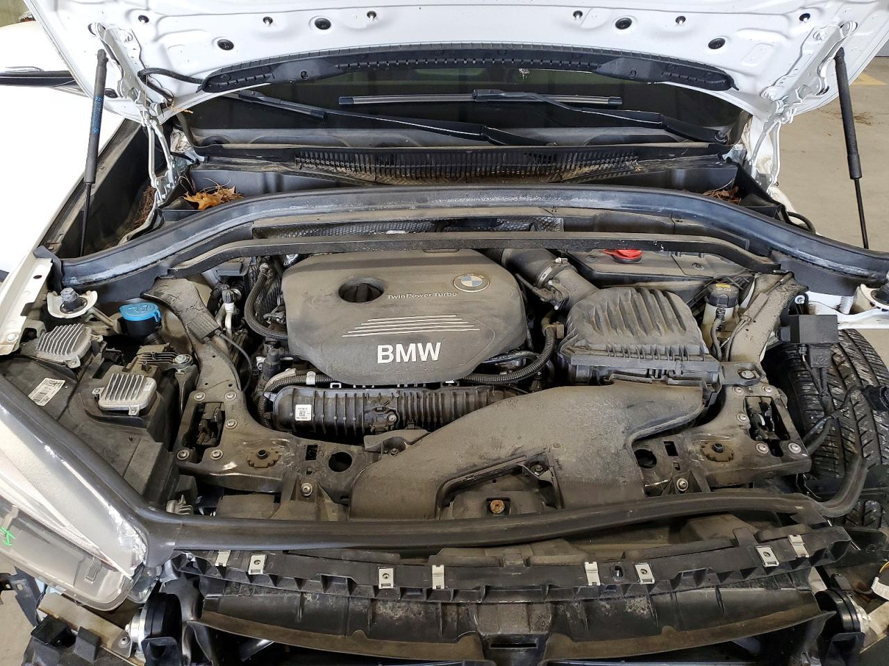 2016 BMW X1 xDrive28I - zdjęcie 11