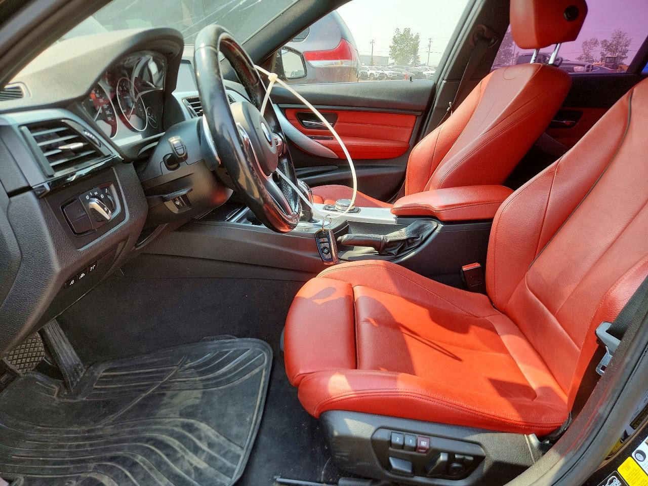 2015 BMW Seria 3 335i - zdjęcie 7