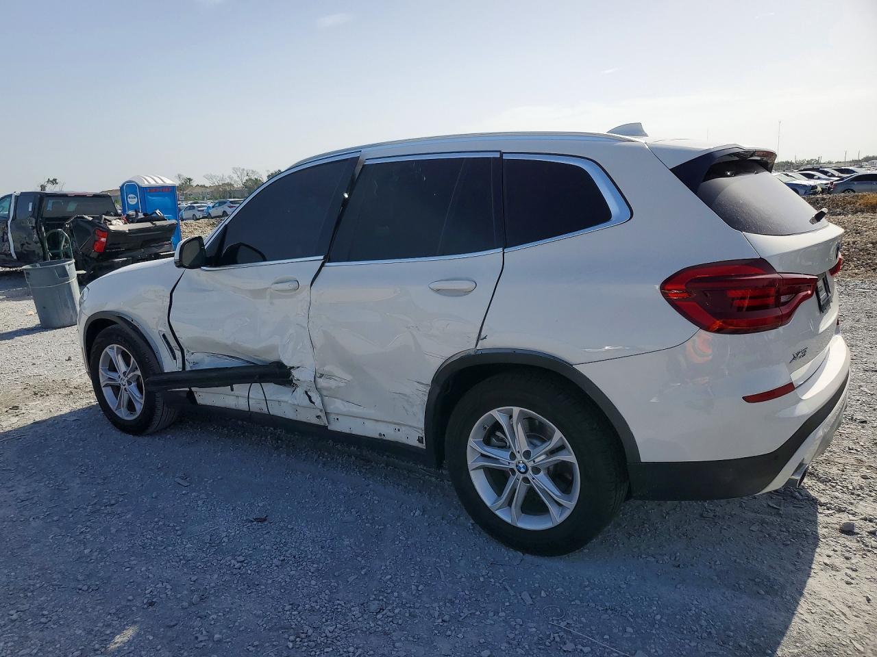 2020 BMW X3 xDrive30I - zdjęcie 2